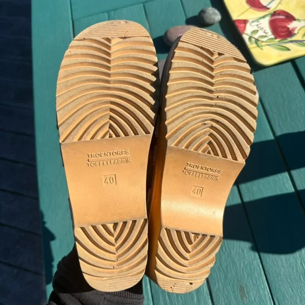 Troentorp Red Women's Mary Jane Clog Sandals - Picture 5 of 7